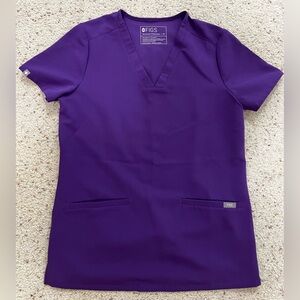 FIGS Digital Grape Scrub Top